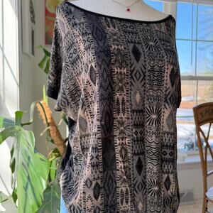 Vanilla Sugar Y2k Vintage Batwing Tribal Print Top Large